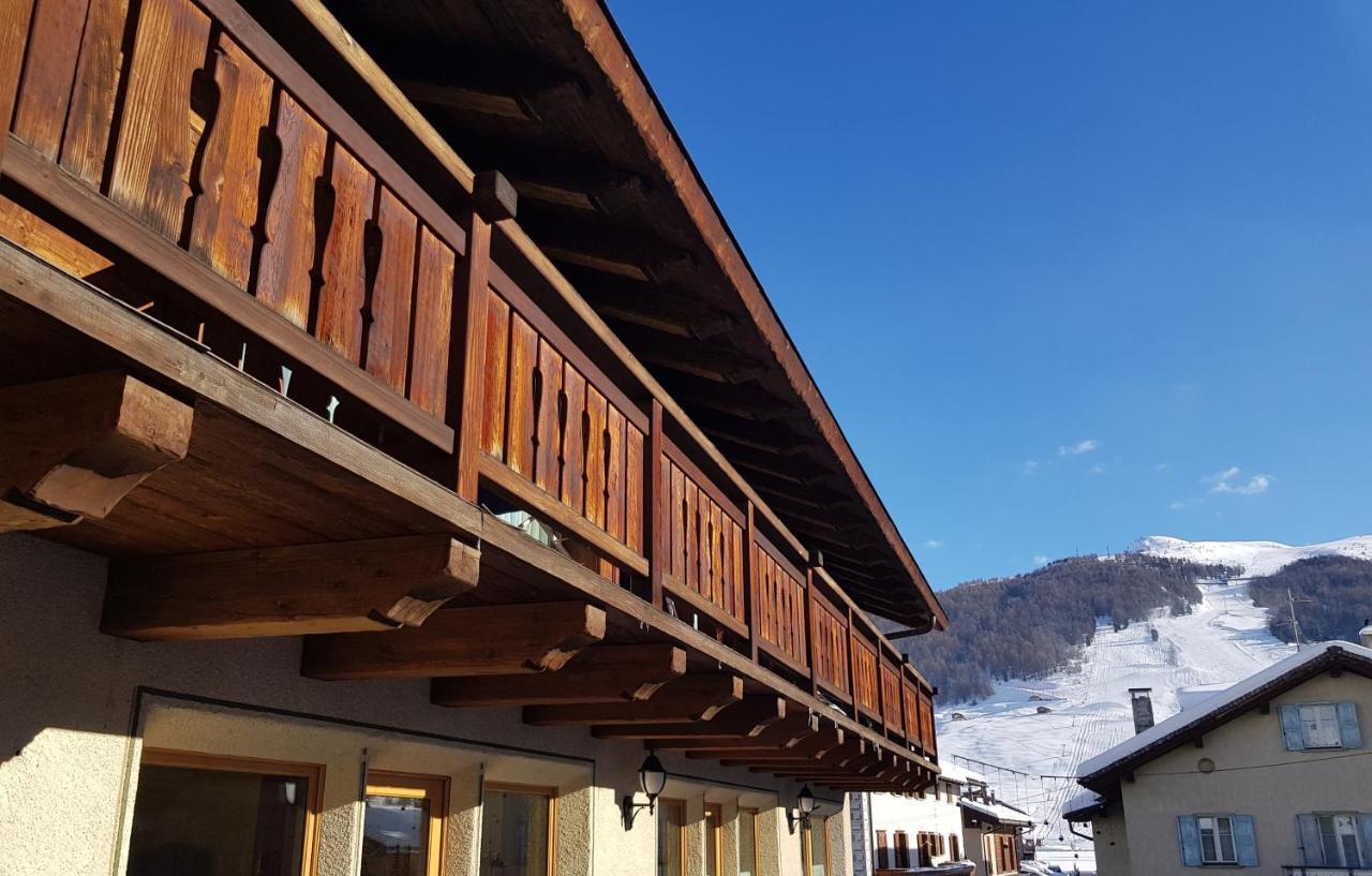 La Grolla Rooms & Apartments Livigno Exterior foto